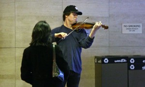 Joshua Bell in DC Metro