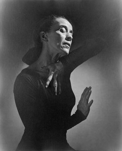 Photo Martha_Graham_1948-library-and-archives-canada-credit-yousuf-karsh-